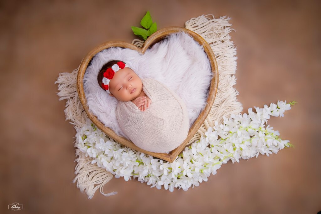 Newborn Heart With White Wrapping 146